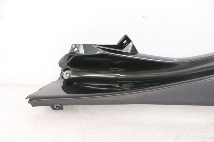 photo de PRAWY GÓRNY BOCZNY PRZÓD YAMAHA YZF R6 600 (2008 - 2009) - Inny kąt widzenia