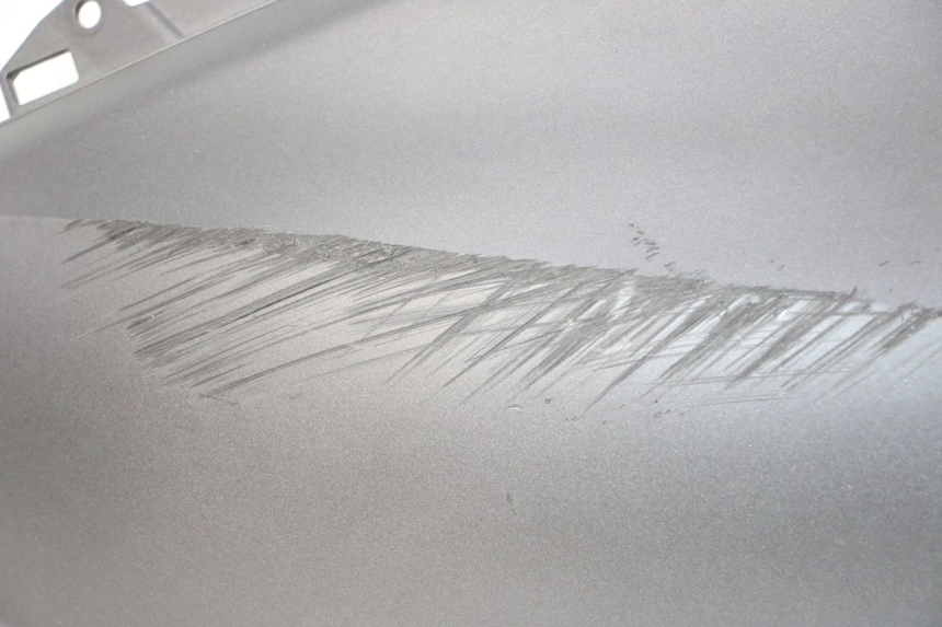 photo de PRAWY PRZEDNI BOK YAMAHA XMAX X-MAX 125 (2021 - 2025) - Szczegóły charakterystyczne