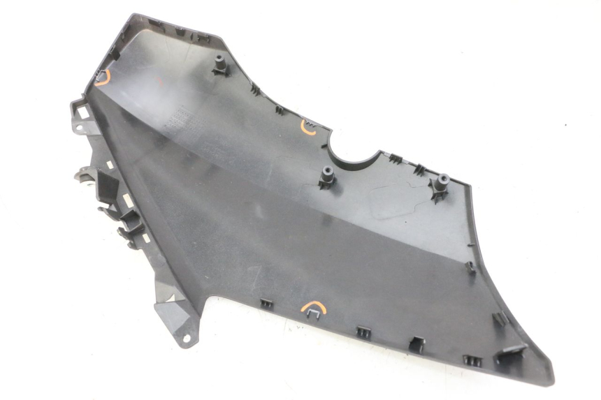 photo de PRAWY PRZEDNI BOK YAMAHA XMAX X-MAX 125 (2021 - 2025) - Zoom stanu zużycia