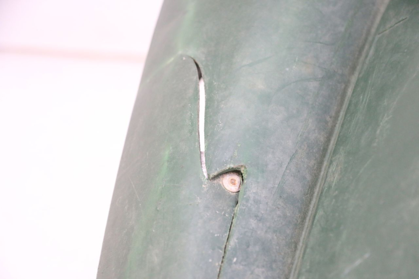 photo de PRAWY PRZEDNI BOK YAMAHA YFM GRIZZLY 550 (2008 - 2015) - Struktura - zbliżenie