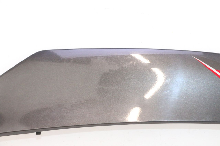 photo de PRAWA PRZEDNIA BOCZNA OSŁONA YAMAHA YZF R6 600 (2008 - 2009) - Zoom stanu zużycia