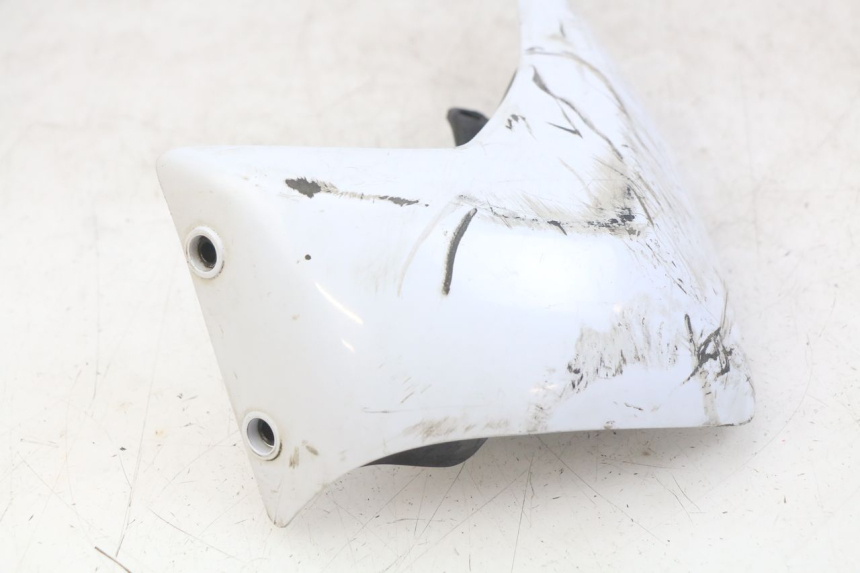 photo de PRAWY PRZEDNI BOK KAWASAKI Z 750 (2007 - 2013) - Stan powierzchni