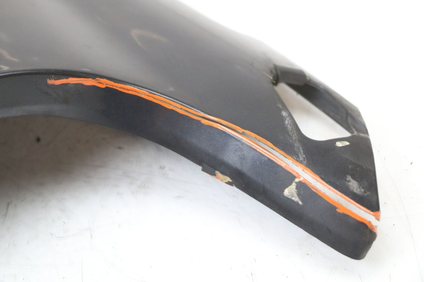 photo de LEWY PRZEDNI BOK BMW C1 125 (2000 - 2003) - Punkty mocowania