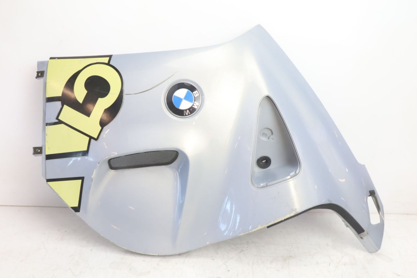 photo de LEWY PRZEDNI BOK BMW C1 125 (2000 - 2003) - Punkty mocowania