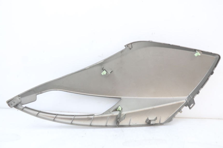 photo de LEWY PRZEDNI BOK PANELU PEUGEOT CITYSTAR 50 (2013 - 2017) - Punkty mocowania