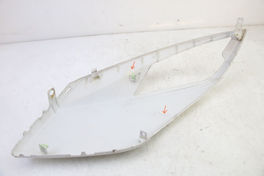 photo de LEWY PRZEDNI BOK PANELU PEUGEOT CITYSTAR 50 (2013 - 2017) - Stan powierzchni