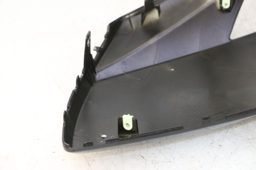 photo de LEWY PRZEDNI BOK PANELU PEUGEOT CITYSTAR 50 (2013 - 2017) - Zoom stanu zużycia