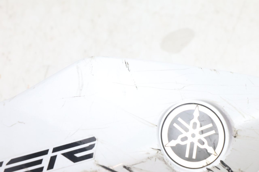 photo de LEWY PRZEDNI BOK YAMAHA FZ8 800 (2010 - 2016) - Inny kąt widzenia