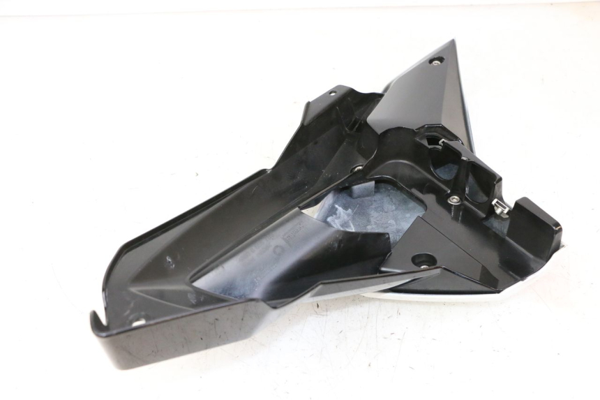 photo de LEWY PRZEDNI BOK BMW G310 R 310 (2016 - 2020) - Zoom stanu zużycia