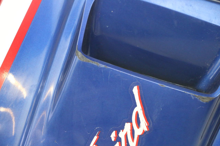 photo de LEWY PRZEDNI BOK KAWASAKI GPX R WARBIRD 600 (1988 - 1993) - Inny kąt widzenia