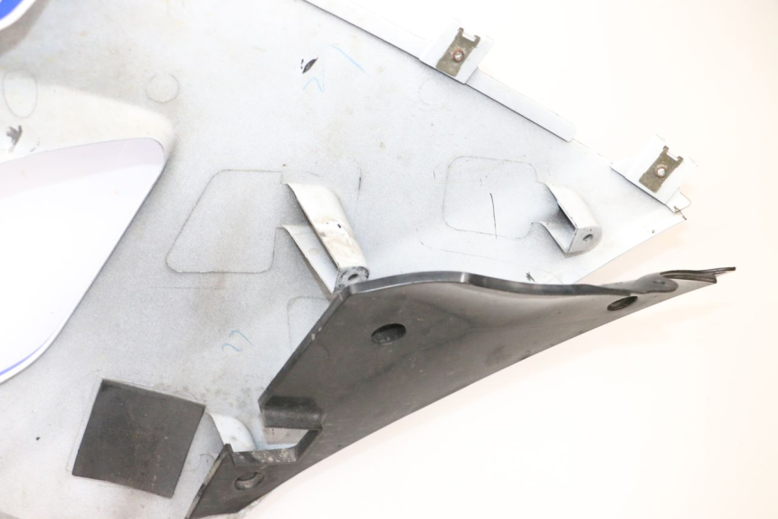 photo de LEWY PRZEDNI BOK SUZUKI GSXR GSX-R 1000 (2003 - 2004) - Zbliżenie techniczne