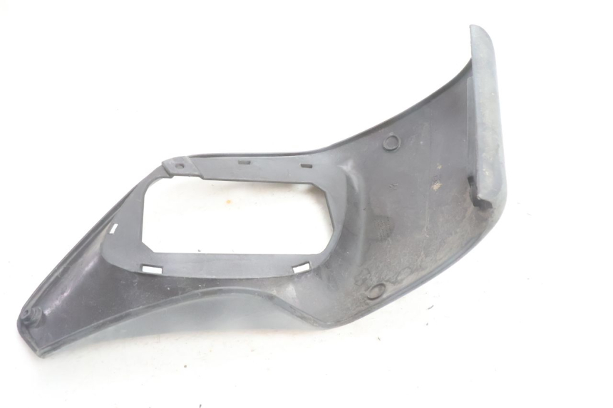 photo de DOLNA LEWA PRZEDNIA BOCZNA OSŁONA GILERA RUNNER SP 50 (2002 - 2004) - Oznaczenia i referencje