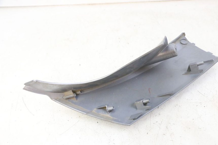 photo de LEWY PRZEDNI BOK SYM JOYMAX 125 (2010 - 2017) - Zbliżenie techniczne