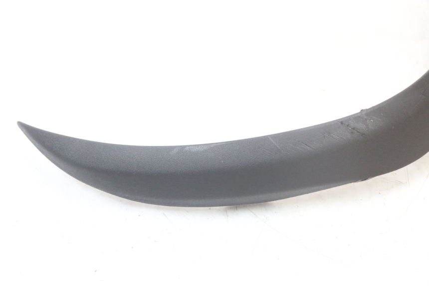 photo de LEWY PRZEDNI BOK PIAGGIO MP3 HPE 350 (2018 - 2020) - Szczegół części