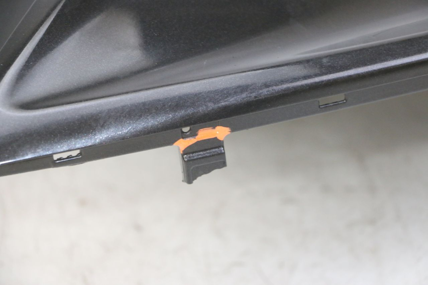 photo de LEWY PRZEDNI BOK HONDA NTV DEAUVILLE ABS 700 (2007 - 2016) - Struktura - zbliżenie