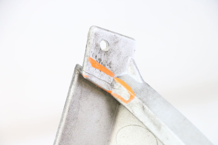 photo de LEWY PRZEDNI BOK PEUGEOT CITYSTAR 2T 50 (2018 - 2021) - Zoom stanu zużycia