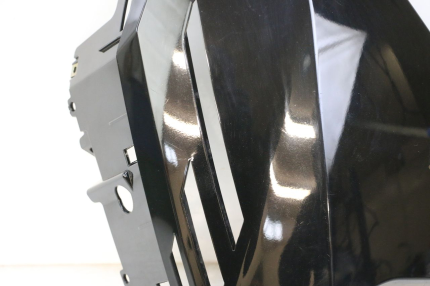 photo de LEWY PRZEDNI BOK PEUGEOT TWEET 4T 50 (2023 - 2025) - Szczegóły charakterystyczne