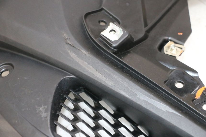 photo de LEWY PRZEDNI BOK BMW R GS 1250 (2021 - 2024) - Stan powierzchni