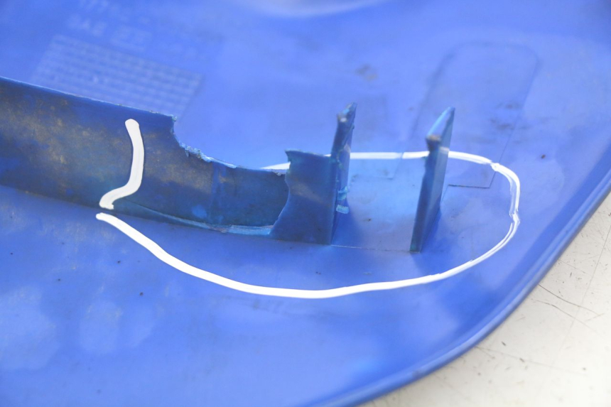 photo de LEWY PRZEDNI BOK SUZUKI SMX SUPERMOTARD 50 (1996 - 2001) - Zbliżenie techniczne