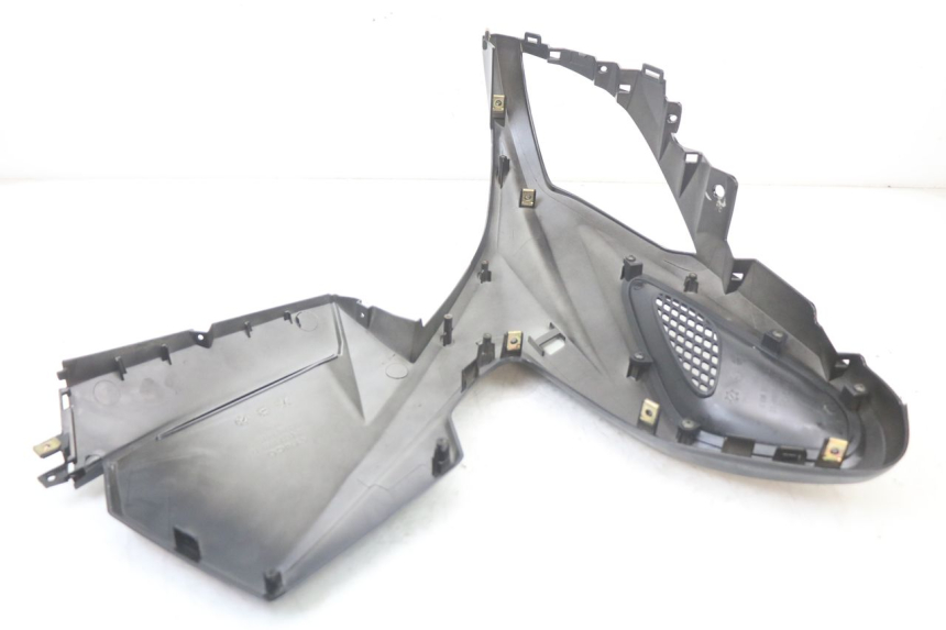 photo de LEWY PRZEDNI BOK KYMCO SUPER 8 125 (2008 - 2015) - Punkty mocowania