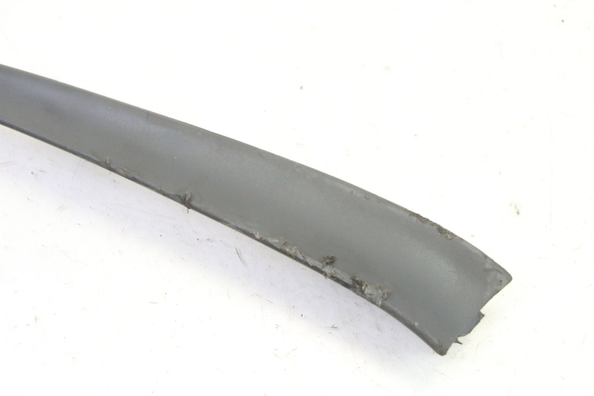 photo de LEWY PRZEDNI BOK PIAGGIO SUPER LX 125 (2000 - 2003) - Zoom stanu zużycia