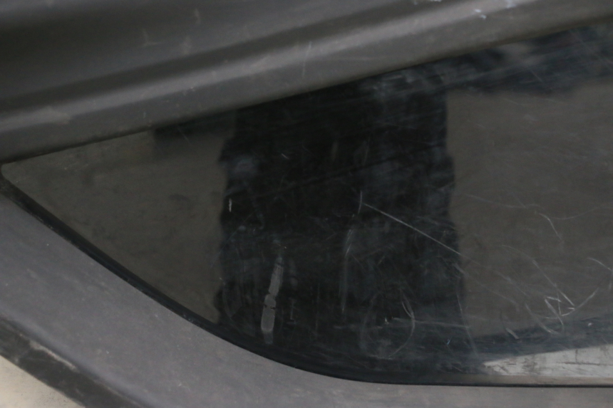 photo de LEWY PRZEDNI BOK RENAULT TWIZY 45 (2012 - 2019) - Kontrola wizualna