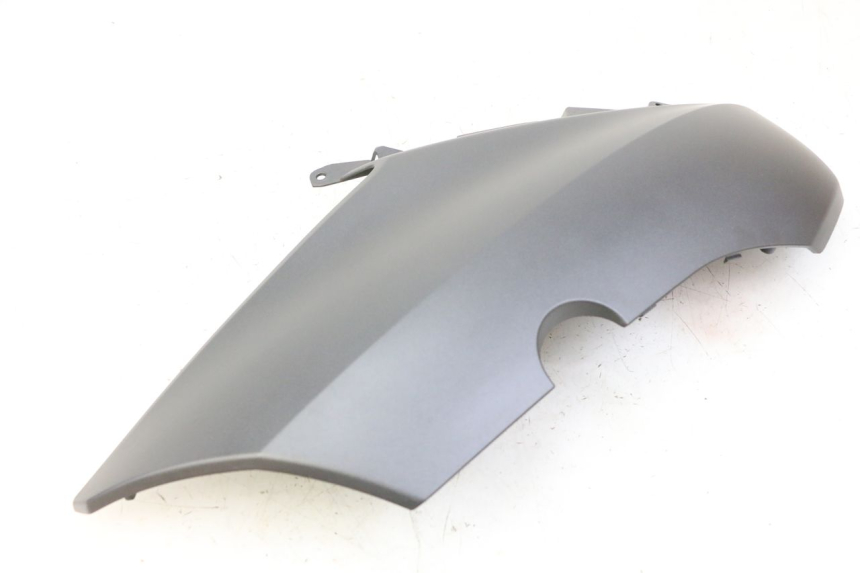 photo de LEWY PRZEDNI BOK PANELU YAMAHA XMAX X-MAX 125 (2021 - 2025) - Stan powierzchni