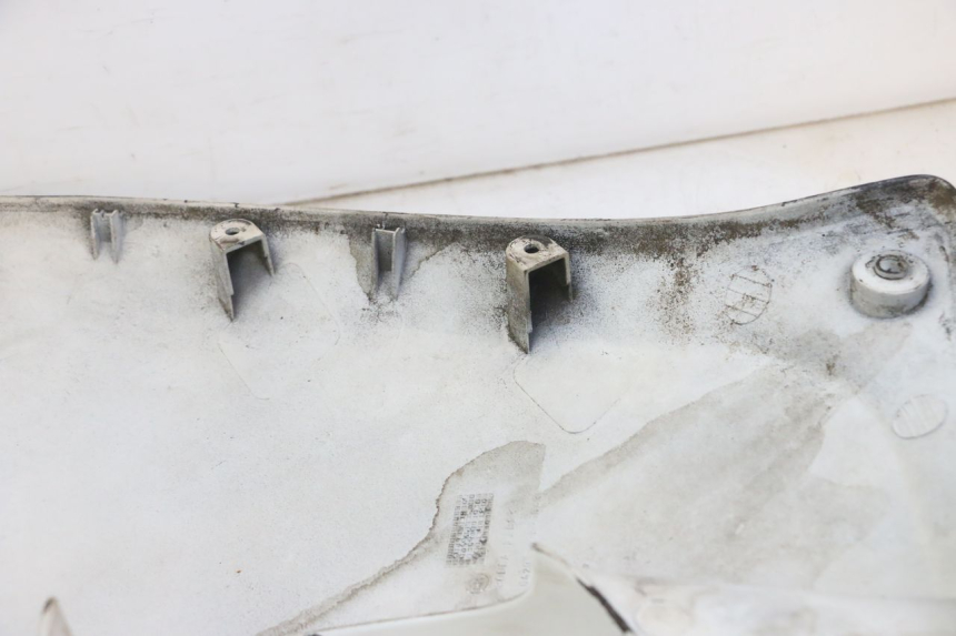 photo de LEWY PRZEDNI BOK HONDA XLV VARADERO 125 (2000 - 2006) - Zbliżenie techniczne