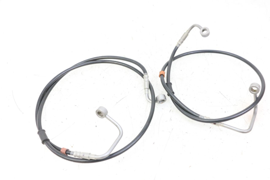 photo de PRZEWÓD HAMULCOWY TYLNY ROYAL ENFIELD CONTINENTAL GT 650 (2019 - 2024) - Szczegół części