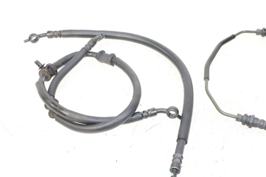 photo de PRZEWÓD HAMULCOWY PRZEDNI YAMAHA TRACER 7 700 (2020 - 2024) - Szczegół części