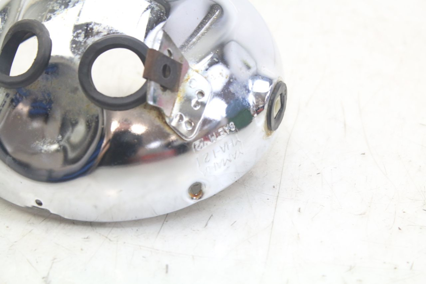 photo de Tylna część reflektora YAMAHA XJN DIVERSION 600 (2000 - 2003) - Zbliżenie techniczne