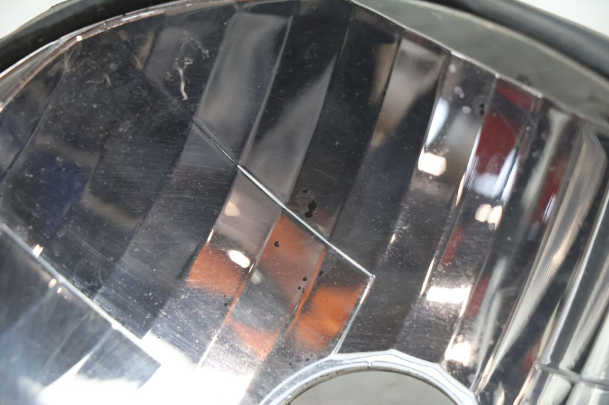 photo de Tylna część reflektora PIAGGIO ZIP 2T 50 (2009 - 2019) - Inny kąt widzenia