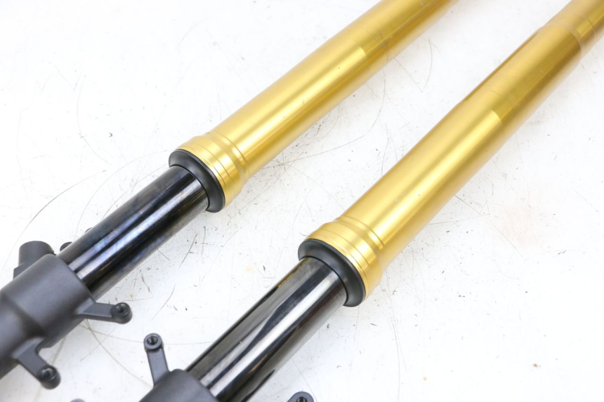 photo de WIDELEC SUZUKI GSXR GSX-R 1000 (2003 - 2004) - Szczegóły charakterystyczne