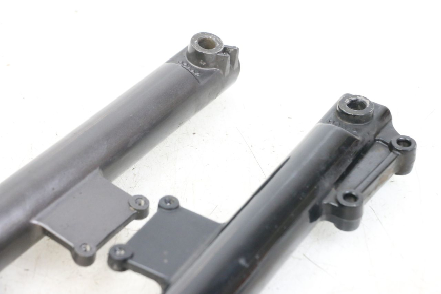 photo de OSŁONA WIDEŁEK AMORTYZATORA KYMCO AGILITY 4T 50 (2018 - 2022) - Widok produktu