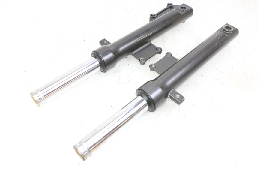 photo de OSŁONA WIDEŁEK AMORTYZATORA KYMCO AGILITY 4T 50 (2005 - 2018) - Widok produktu