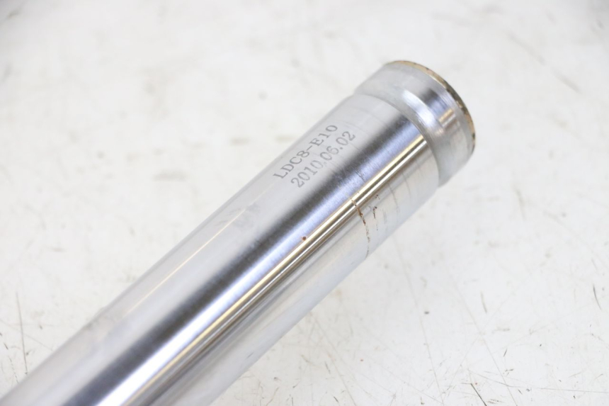 photo de OSŁONA WIDEŁEK AMORTYZATORA KYMCO AGILITY 4T 50 (2005 - 2018) - Część sprawdzona