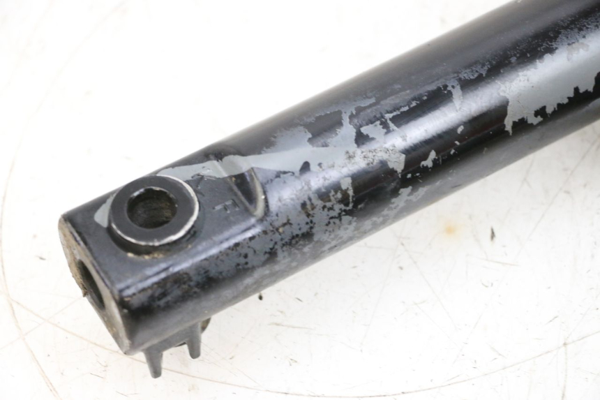 photo de OSŁONA WIDEŁEK AMORTYZATORA KYMCO AGILITY 4T 50 (2018 - 2022) - Punkty mocowania