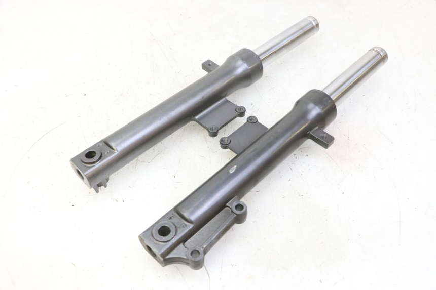 photo de OSŁONA WIDEŁEK AMORTYZATORA KYMCO AGILITY NAKED RENOUVO 2T 50 (2011 - 2018) - Część sprawdzona