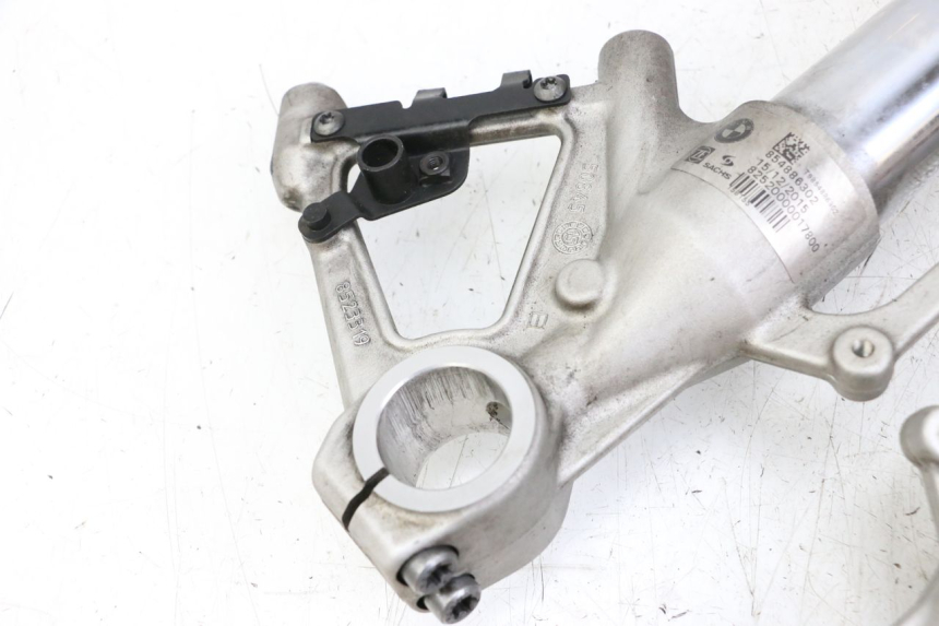 photo de OSŁONA WIDEŁEK ZAWIESZENIA PRZEDNIEGO BMW S RR ABS S1000RR 1000 (2015 - 2018) - Widok produktu