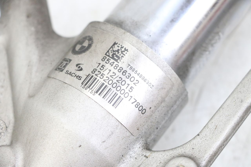 photo de OSŁONA WIDEŁEK ZAWIESZENIA PRZEDNIEGO BMW S RR ABS S1000RR 1000 (2015 - 2018) - Szczegóły charakterystyczne