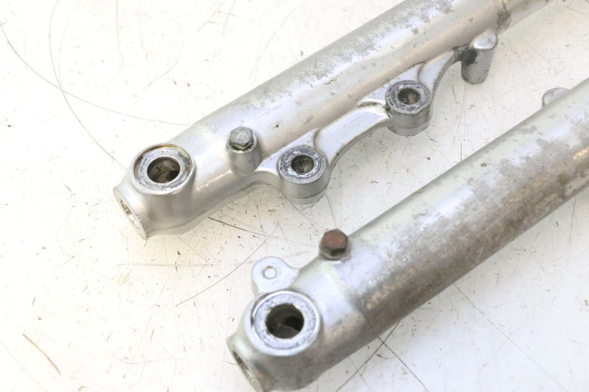 photo de TULEJA WIDEŁEK HONDA CB TWO FIFTY 250 (1991 - 2002) - Szczegół części