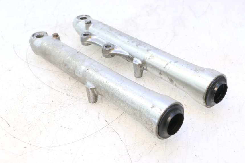 photo de TULEJA WIDEŁEK HONDA CB TWO FIFTY 250 (1991 - 2002) - Zbliżenie techniczne