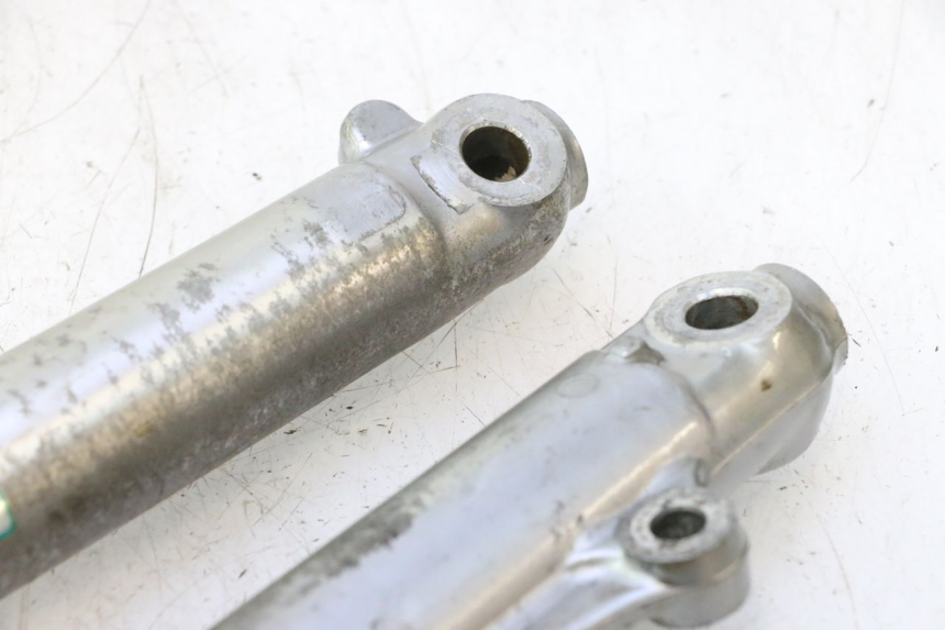 photo de TULEJA WIDEŁEK HONDA CB TWO FIFTY 250 (1991 - 2002) - Punkty mocowania