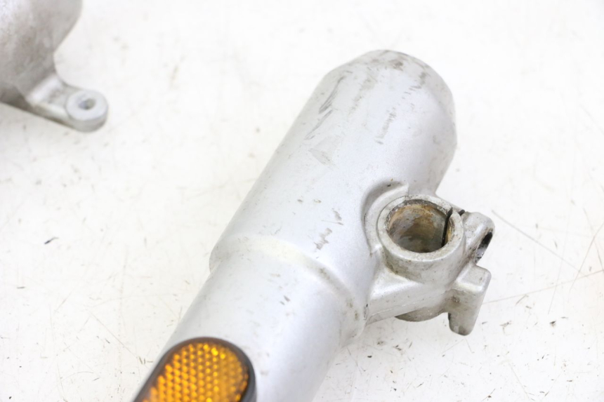 photo de OSŁONA WIDEŁEK ZAWIESZENIA PRZEDNIEGO PEUGEOT CITYSTAR 50 (2013 - 2017) - Szczegóły charakterystyczne