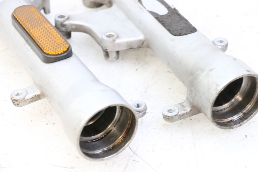 photo de OSŁONA WIDEŁEK ZAWIESZENIA PRZEDNIEGO PEUGEOT CITYSTAR 50 (2013 - 2017) - Widok ogólny