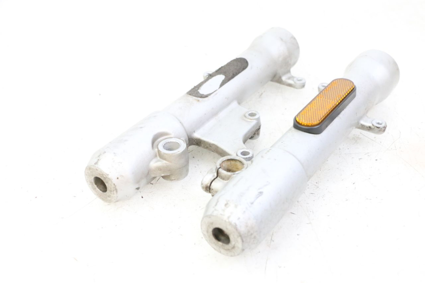 photo de OSŁONA WIDEŁEK ZAWIESZENIA PRZEDNIEGO PEUGEOT CITYSTAR 50 (2013 - 2017) - Punkty mocowania