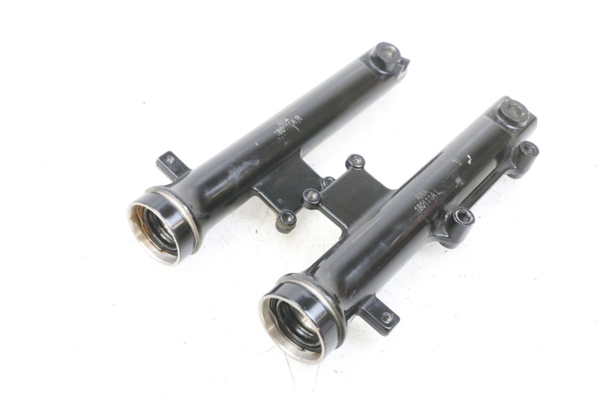 photo de OSŁONA WIDEŁEK ZAWIESZENIA PRZEDNIEGO SYM CROX 4T 50 (2016 - 2023) - Inny kąt widzenia