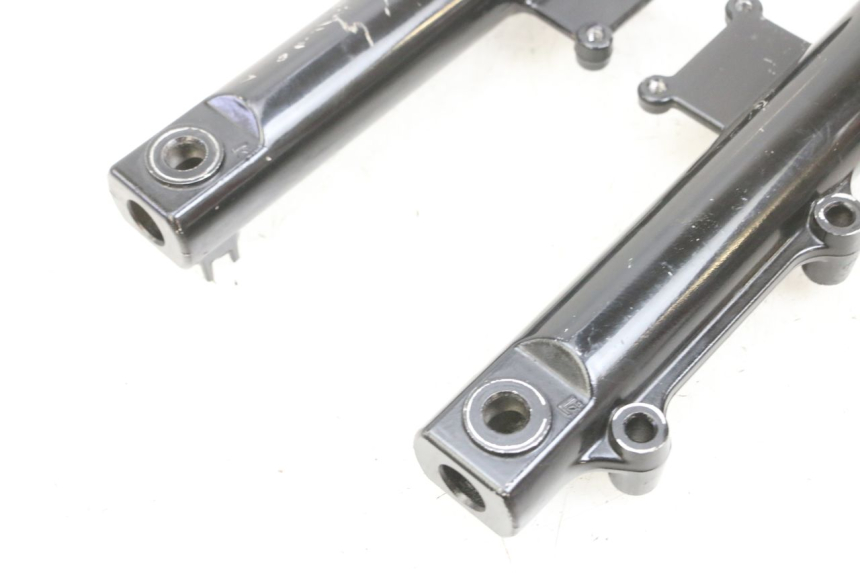 photo de OSŁONA WIDEŁEK ZAWIESZENIA PRZEDNIEGO SYM CROX 4T 50 (2016 - 2023) - Widok ogólny