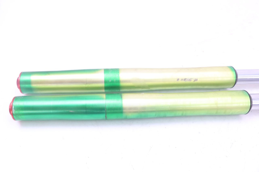 photo de OSŁONA WIDEŁEK AMORTYZATORA CCR DIRT BIKE 125 - Zoom stanu zużycia