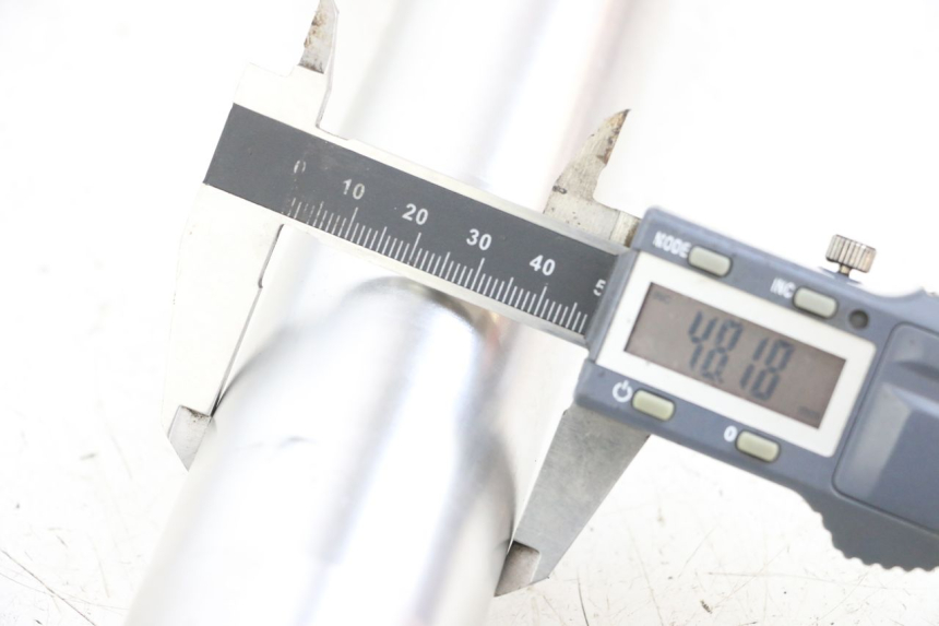 photo de OSŁONA WIDEŁEK AMORTYZATORA KSR RACING DRIFT 140 - Szczegół części